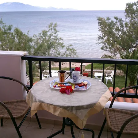 Psarou Apartment